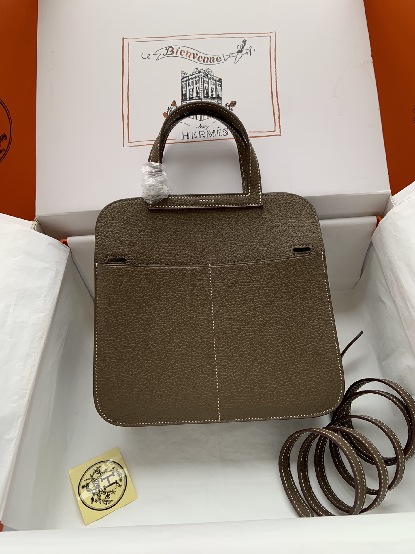 Hermes Halzan 25 Handbag Shoulder Bag In Etoupe Clemence Leather